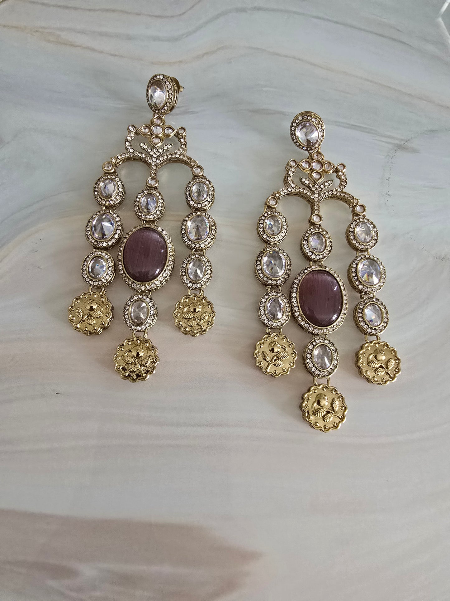 596: Designer Inspired ZIRCON with Doublet Stone.
