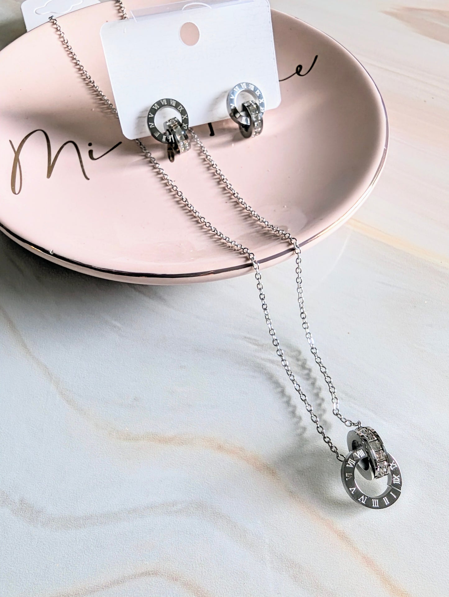 N.542 Designer Inspired Numerals Pendant Set -Silver Polish