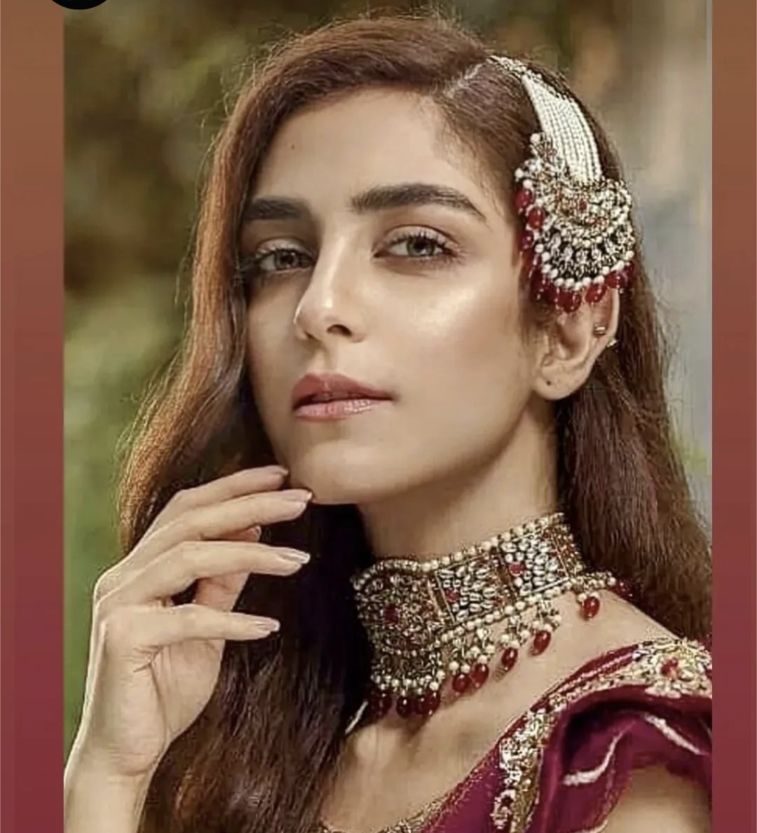 N.373 Pakistani Maroon Kundan Choker Set.