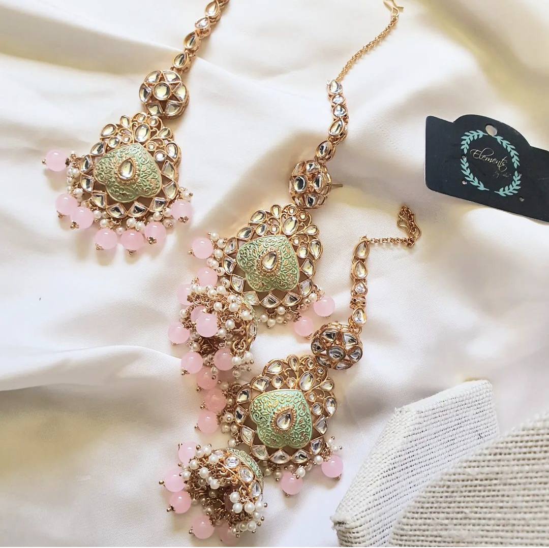 N.375 Gold Polished Designer Inspired Kunda with Meena Bridal Set (Teeka Included)